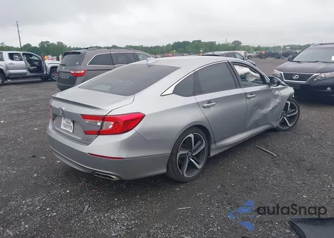 2019 Honda Accord Touring 2.0T из США, поврежденный, VIN 1HGCV2F96KA009445